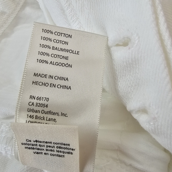 Free People Loving Good Vibrations Cutoff Shorts White Distressed Size 28 - Picture 10 of 11